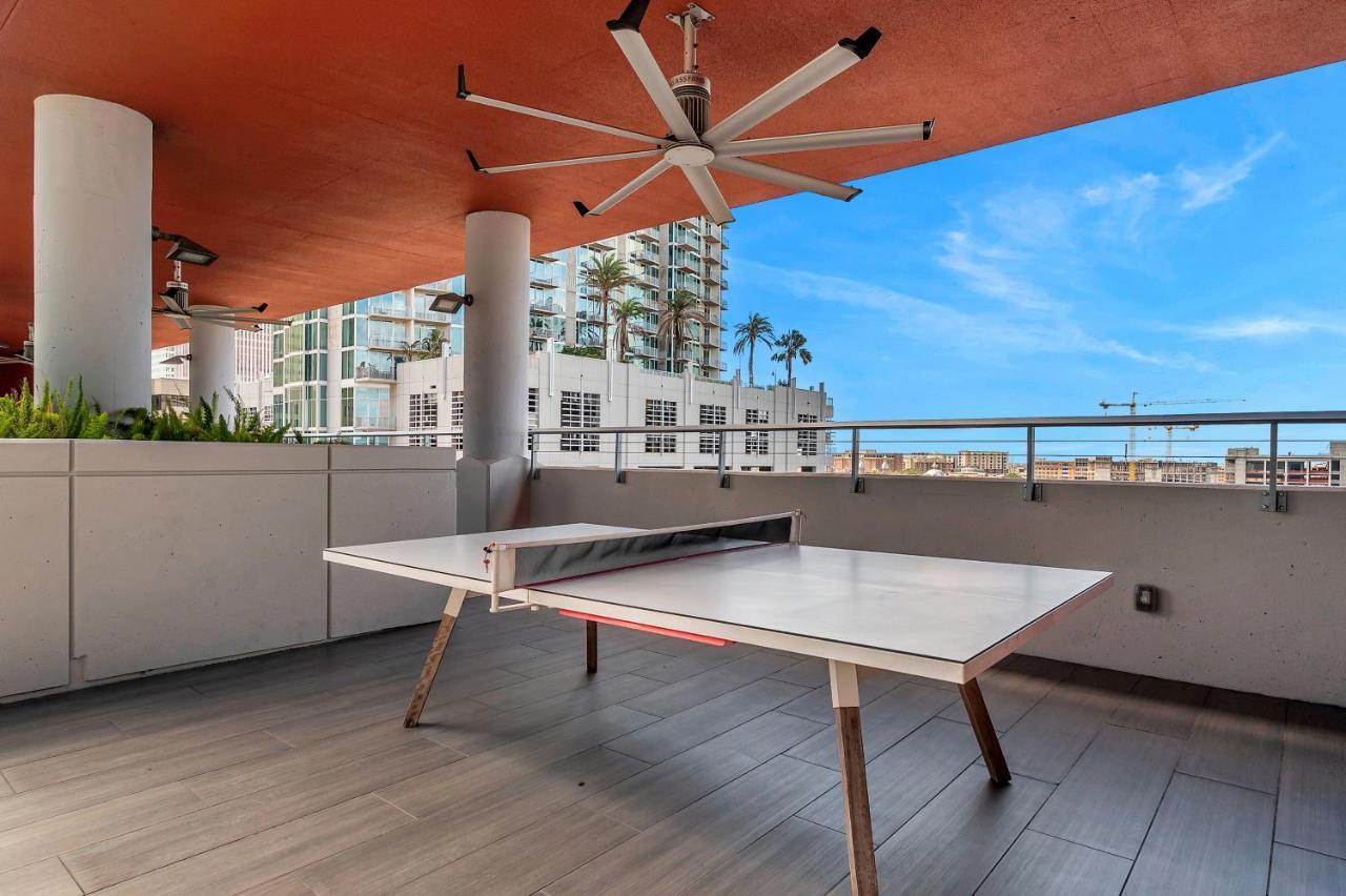Luxury 1 Bedroom With Den Downtown Tampa Apt - City Views, Rooftop Pool, Workspace Bagian luar foto