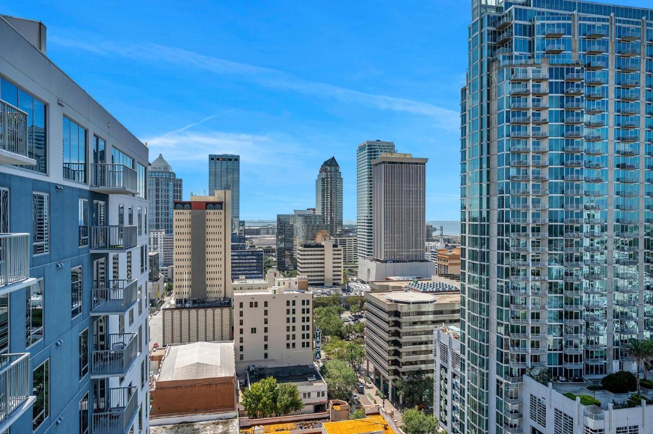 Luxury 1 Bedroom With Den Downtown Tampa Apt - City Views, Rooftop Pool, Workspace Bagian luar foto