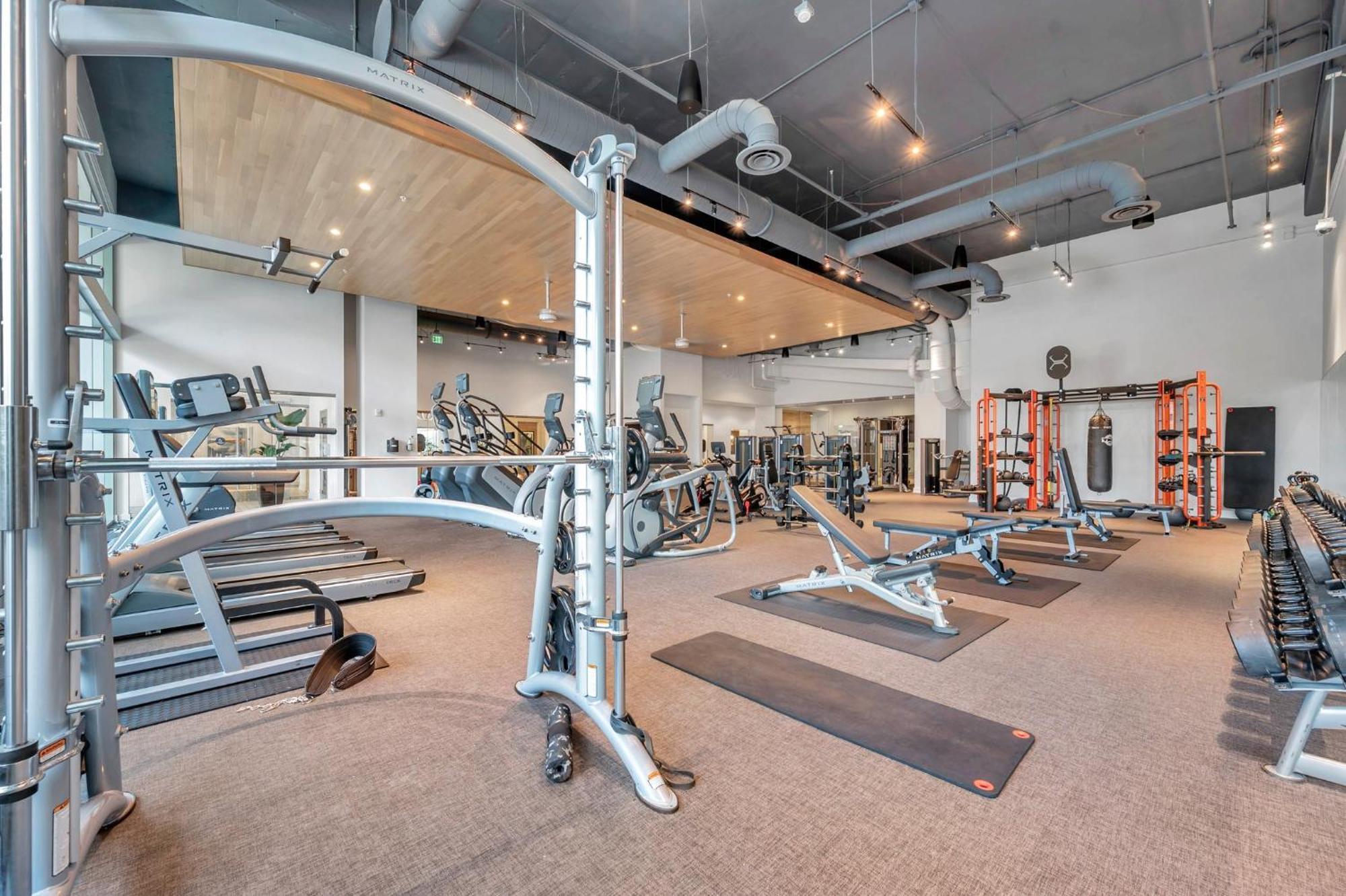 Luxury 1 Bedroom With Den Downtown Tampa Apt - City Views, Rooftop Pool, Workspace Bagian luar foto