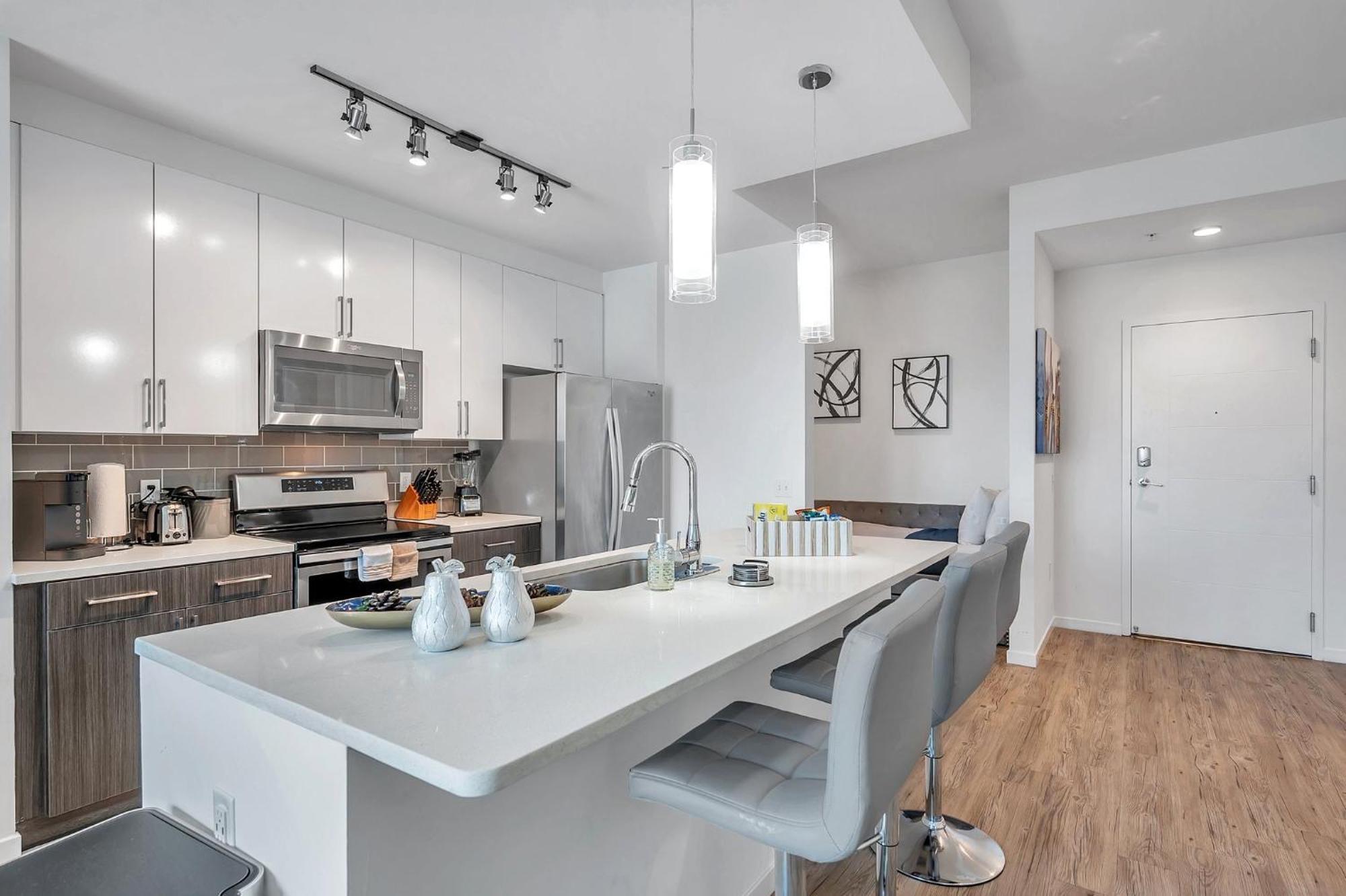 Luxury 1 Bedroom With Den Downtown Tampa Apt - City Views, Rooftop Pool, Workspace Bagian luar foto
