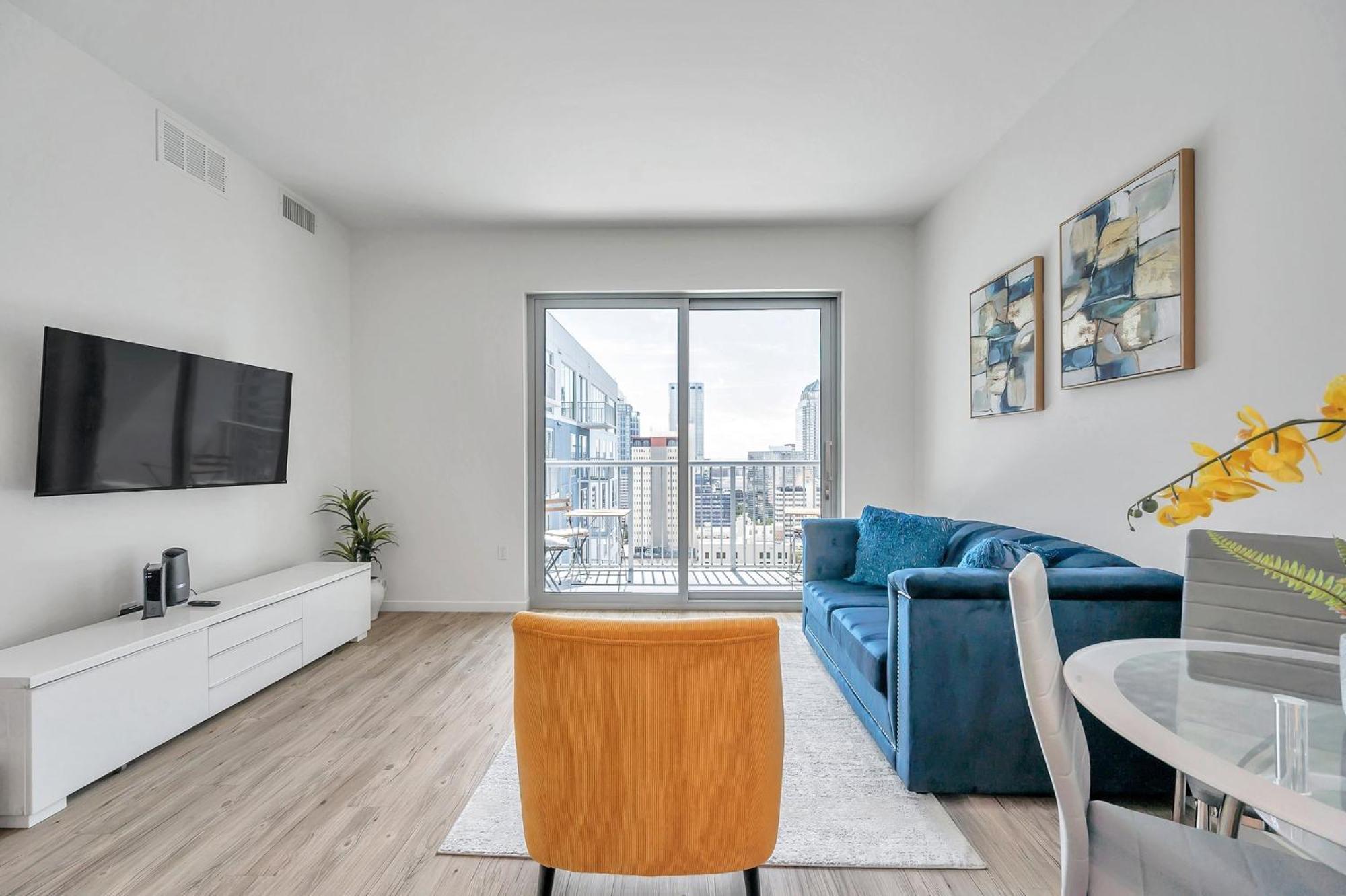 Luxury 1 Bedroom With Den Downtown Tampa Apt - City Views, Rooftop Pool, Workspace Bagian luar foto