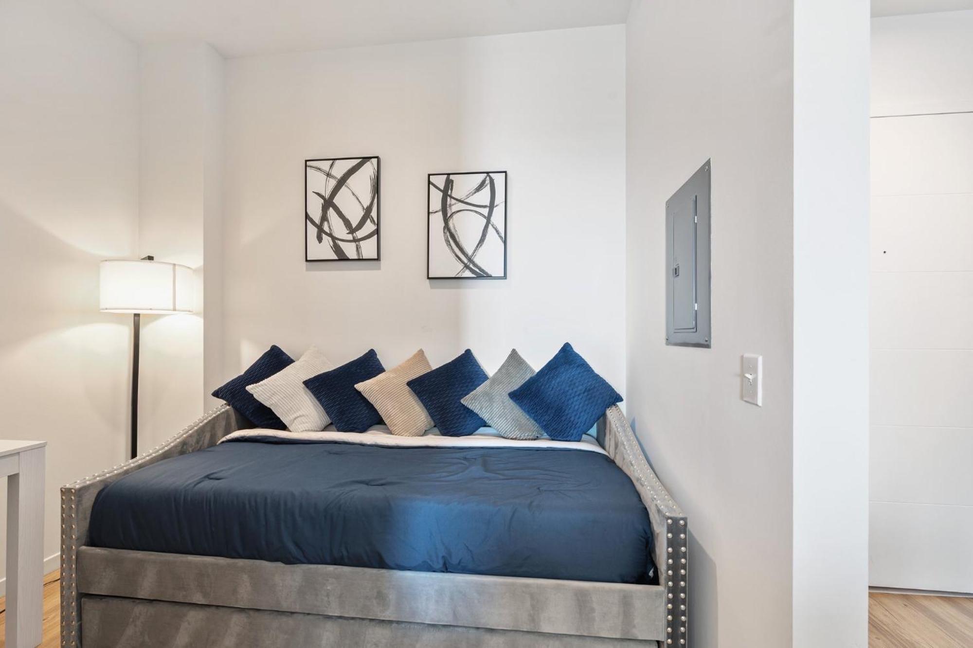 Luxury 1 Bedroom With Den Downtown Tampa Apt - City Views, Rooftop Pool, Workspace Bagian luar foto